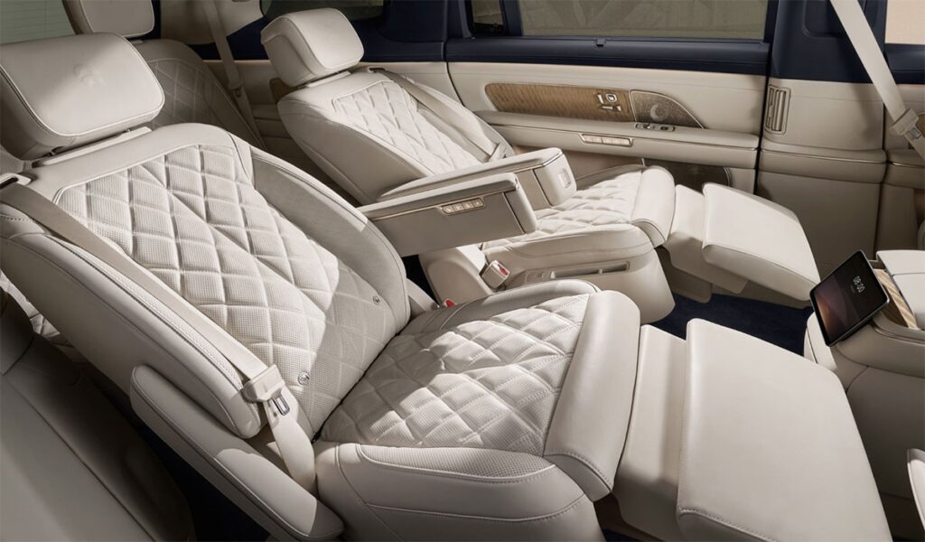 Nio_ES8_Interior4_AzMoEV