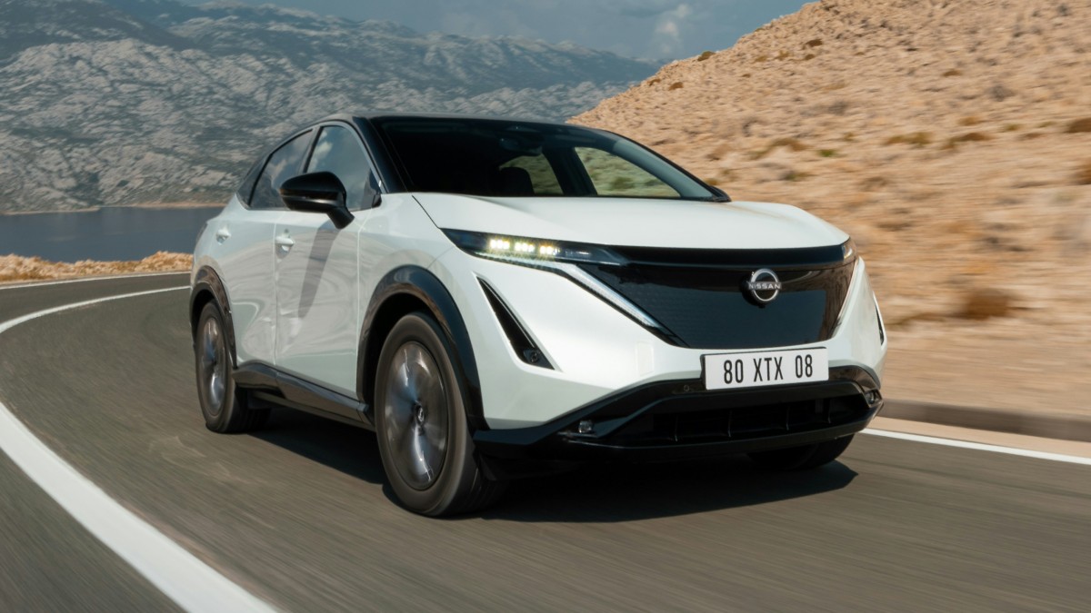 Nissan_Ariya_1_AzMoEV