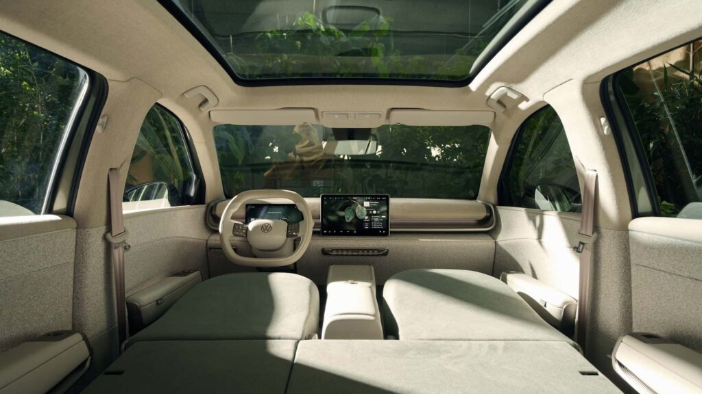 Volkswagen_ID._Cross_Concept_10_AzMoEV