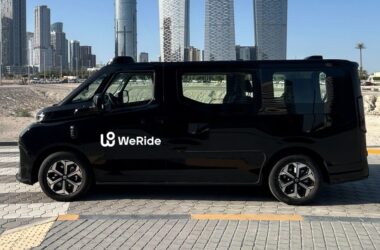 Uber_WeRide_Driverless_Robotaxi_Cover_AzMoEV