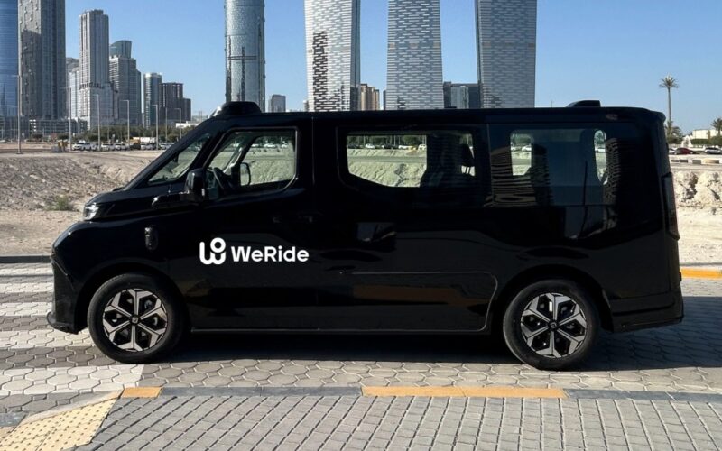 Uber_WeRide_Driverless_Robotaxi_Cover_AzMoEV