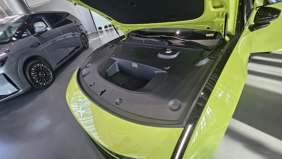 2026_XPeng_Next_P7_Revie_13_AzMoTech