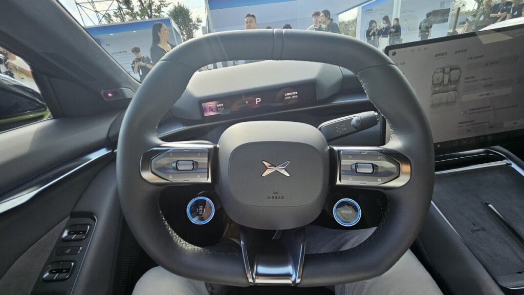 2026_XPeng_Next_P7_Revie_7_AzMoTech