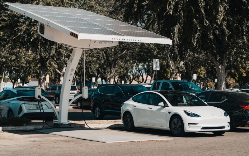 Tesl Charging Car